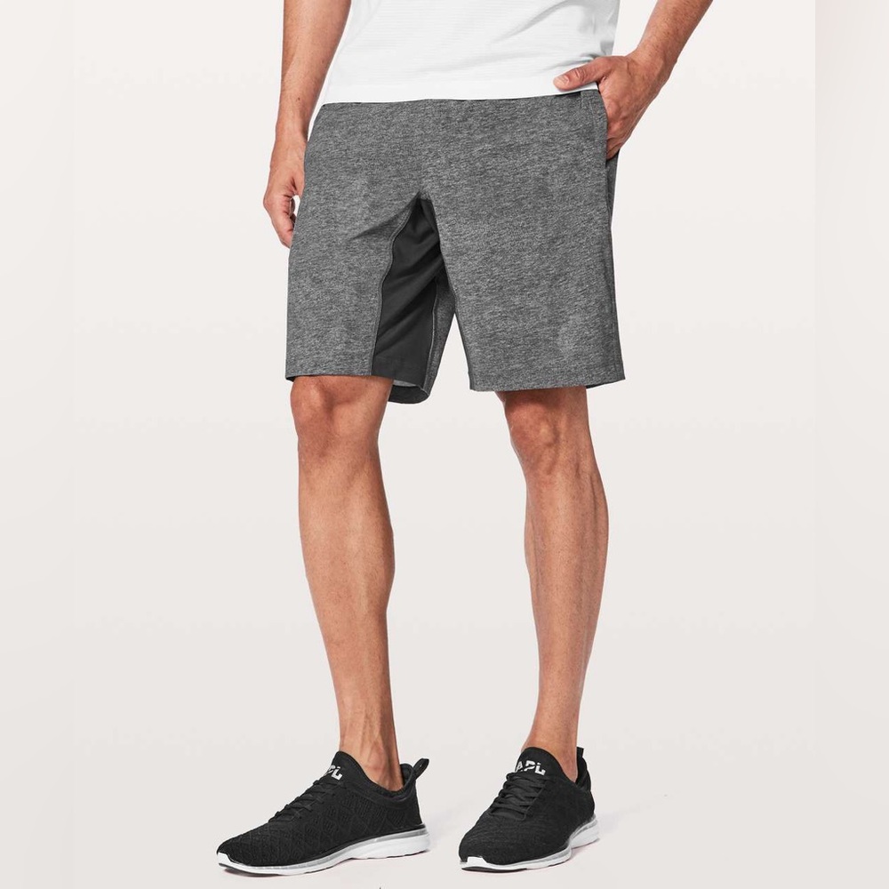 Lululemon T.H.E. Short Linerless 9” XL Grey Deep Coal Training Shorts